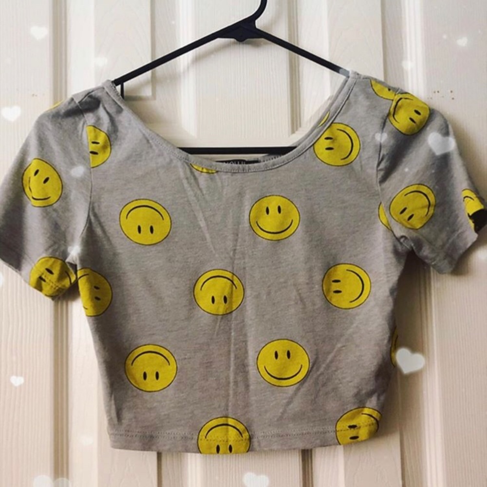 Pacsun Smiley Face Crop Top